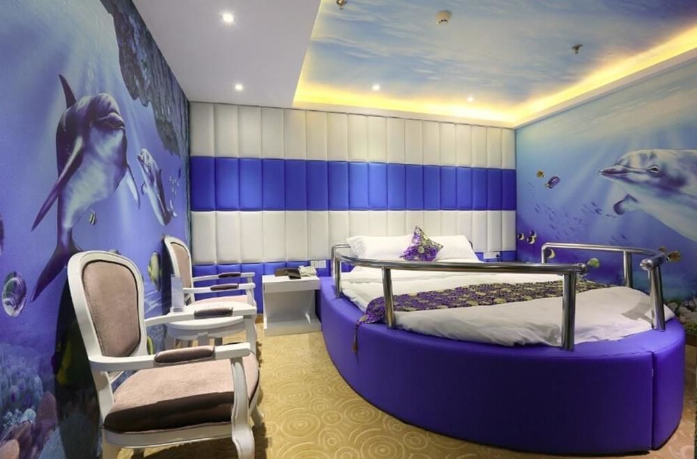 Chongqing Xinhao Theme Hotel Exterior photo